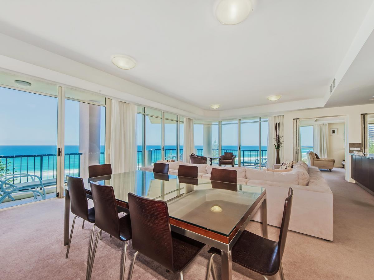 Oceana On Broadbeach Extérieur photo